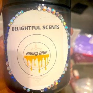 Honey drip candle
